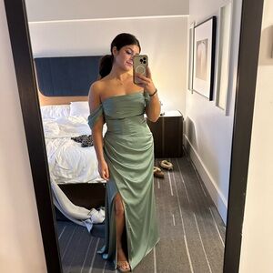 Elegant Off-Shoulder Green Dress